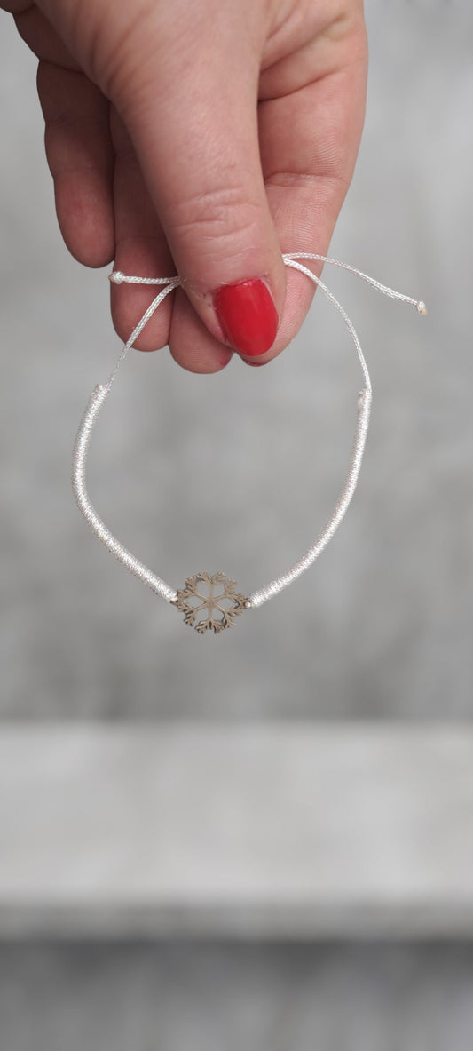 Snowflake Bracelet | Silver Glitter Bracelet | Adjustable Macrame Rope Bracelet | Minimalist Winter Jewelry | Light Blue Shimmer Bracelet